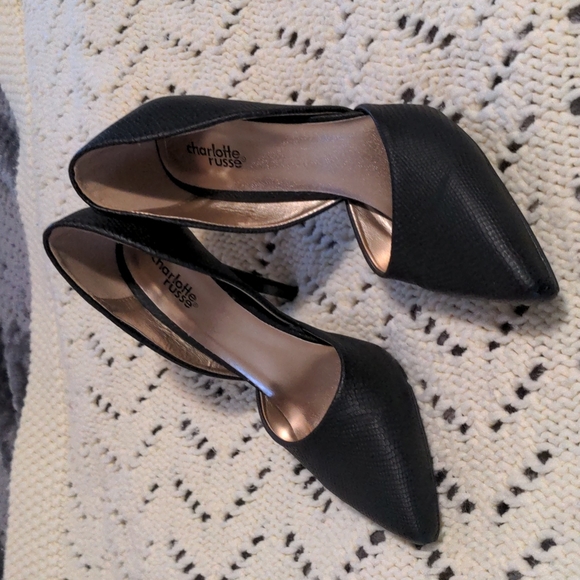Black snakeskin heels size 8.5 Charlotte russe - Picture 6 of 6